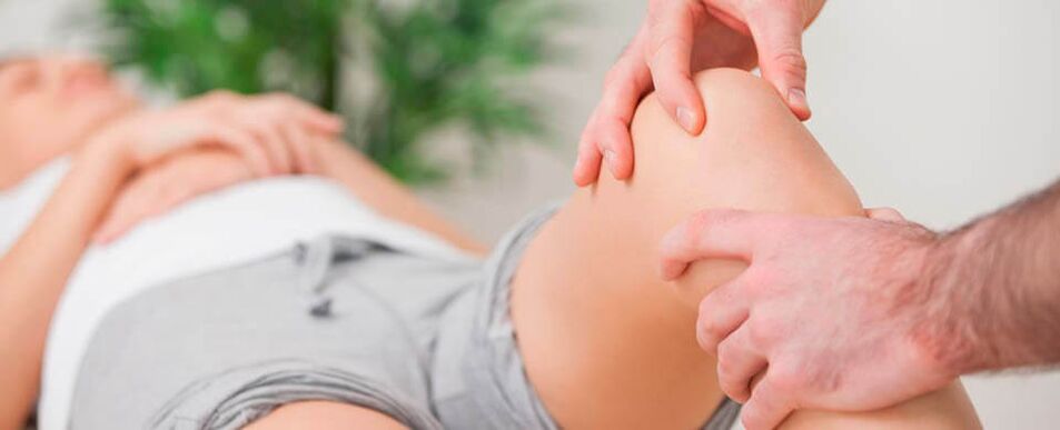 Kniemassage gegen Schmerzen
